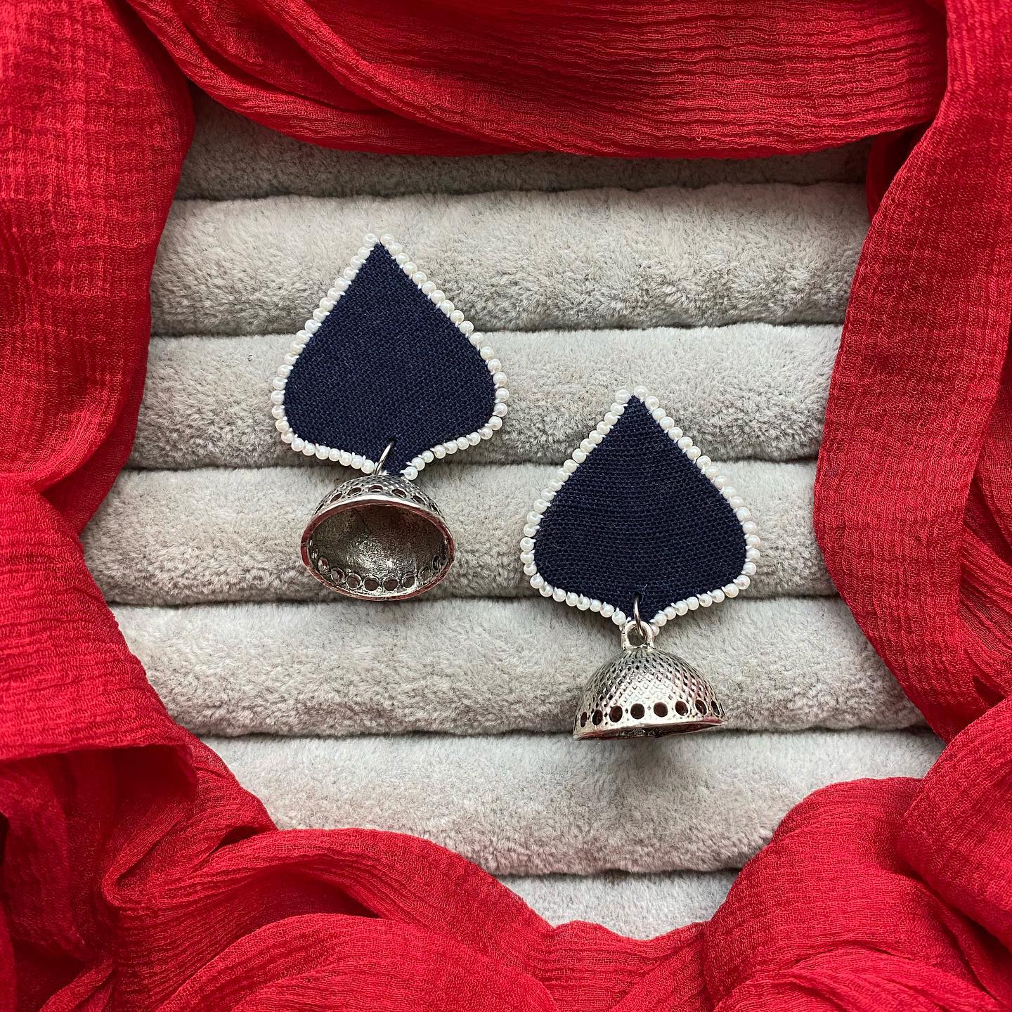 Heart leaf Silver Jumka earring