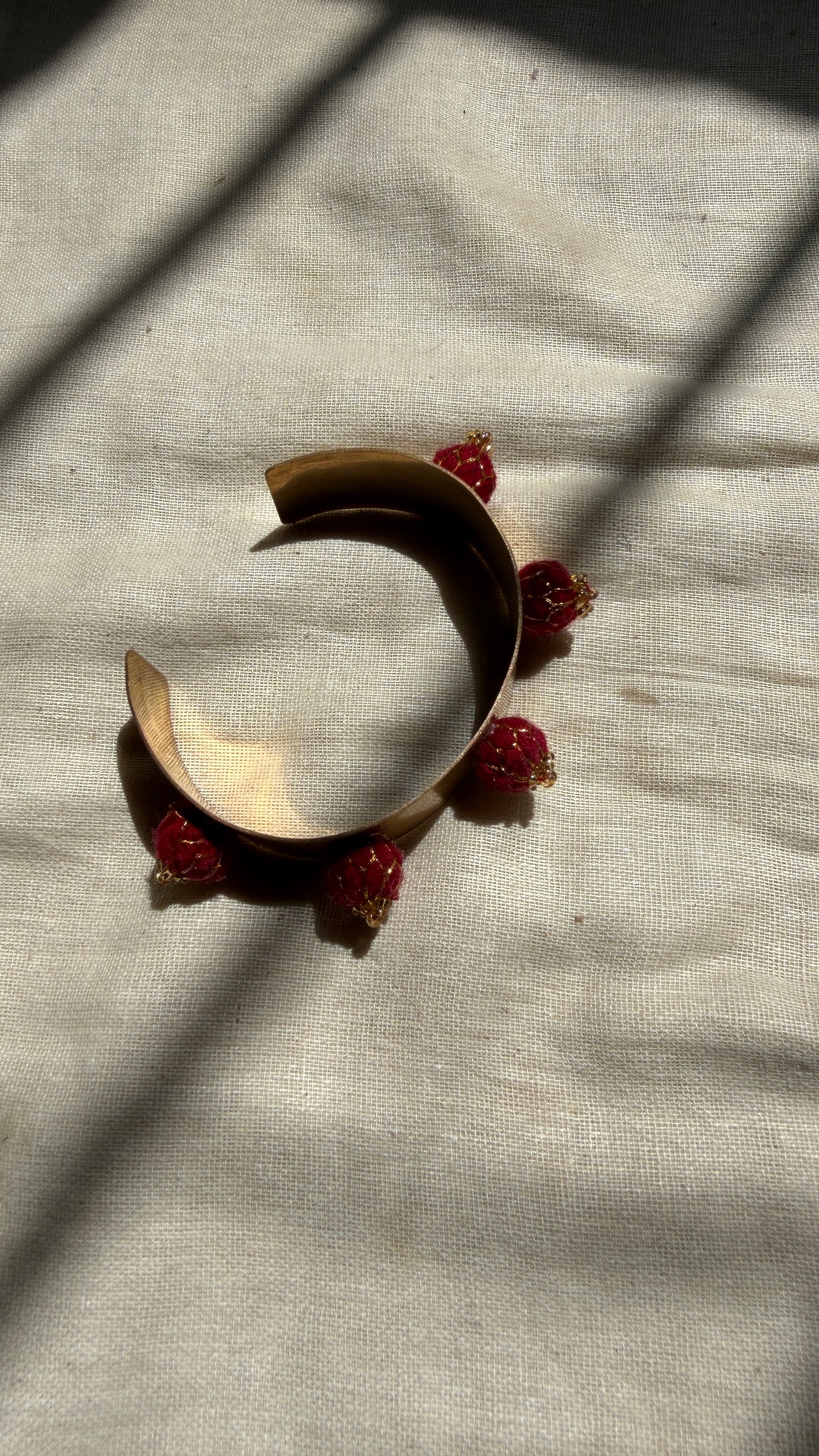 Handcuff 11