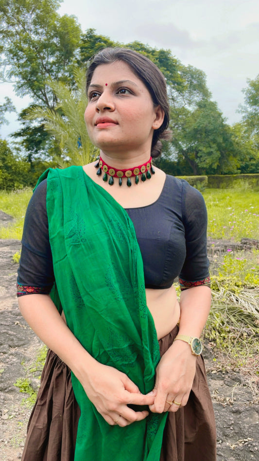 vintage Glass Beads maroon Necklace