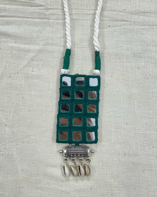 Green Shell Pendent Mirror Neckless By Gamthi Fashion