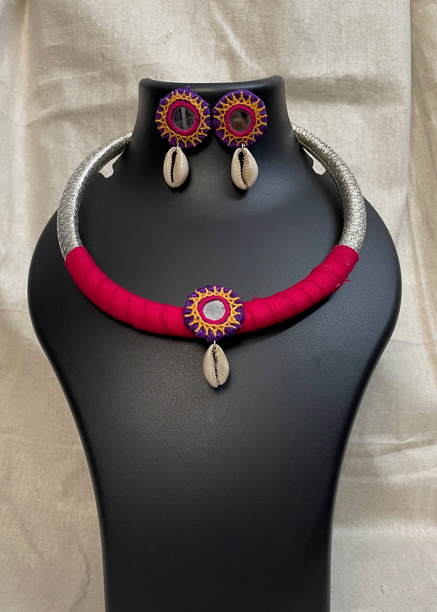 Bright pink Choker