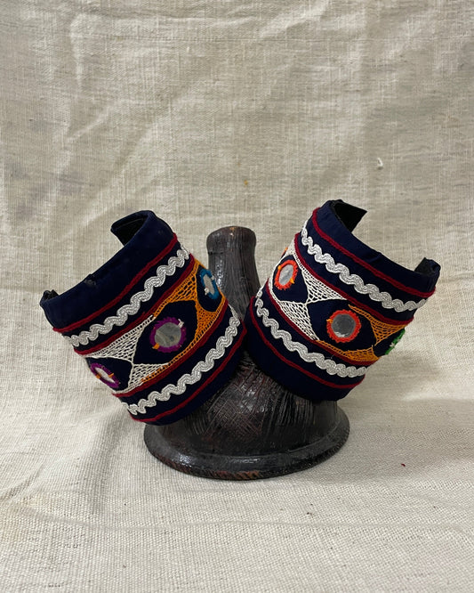 Noor Night Hand Cuff By Gamthi Fashion