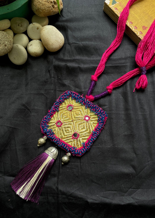 Royal Loom Vintage Necklace Gamthi Fashion