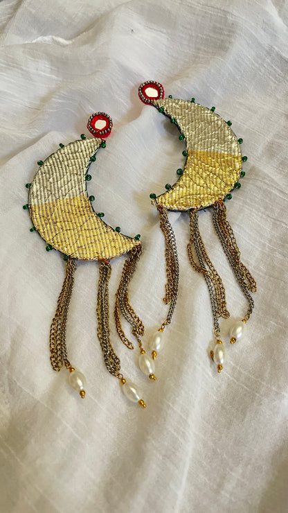 Glittery chanda earning