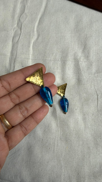 Triangle drop