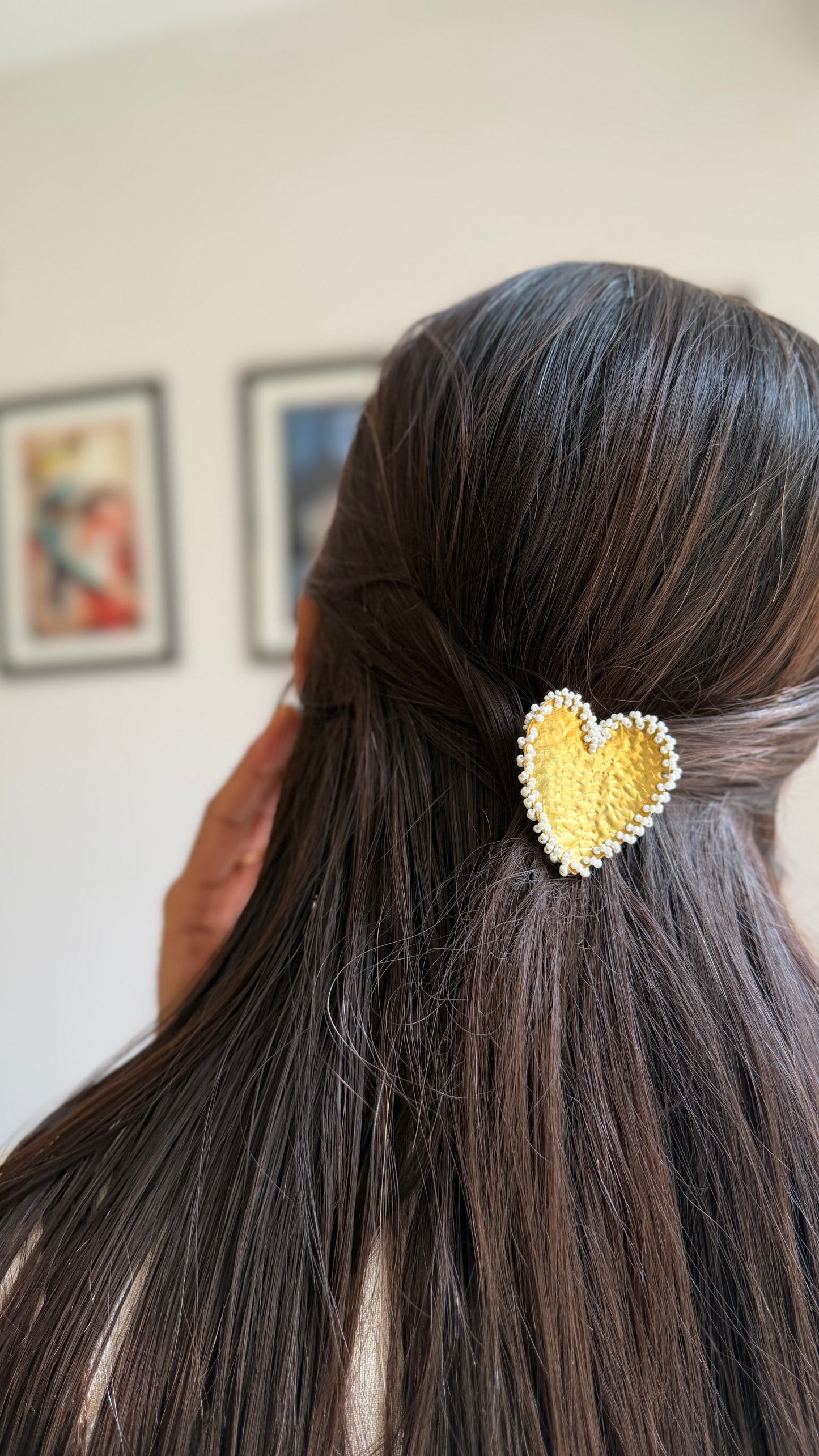 Dil hair clip