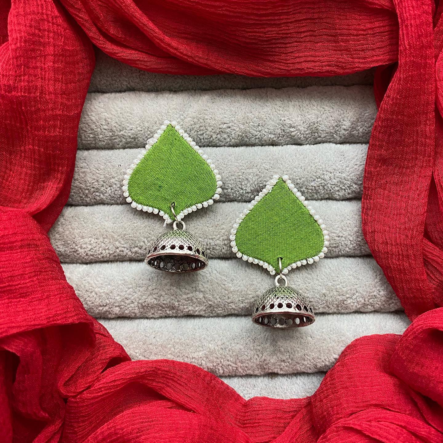 Heart leaf Silver Jumka  earring