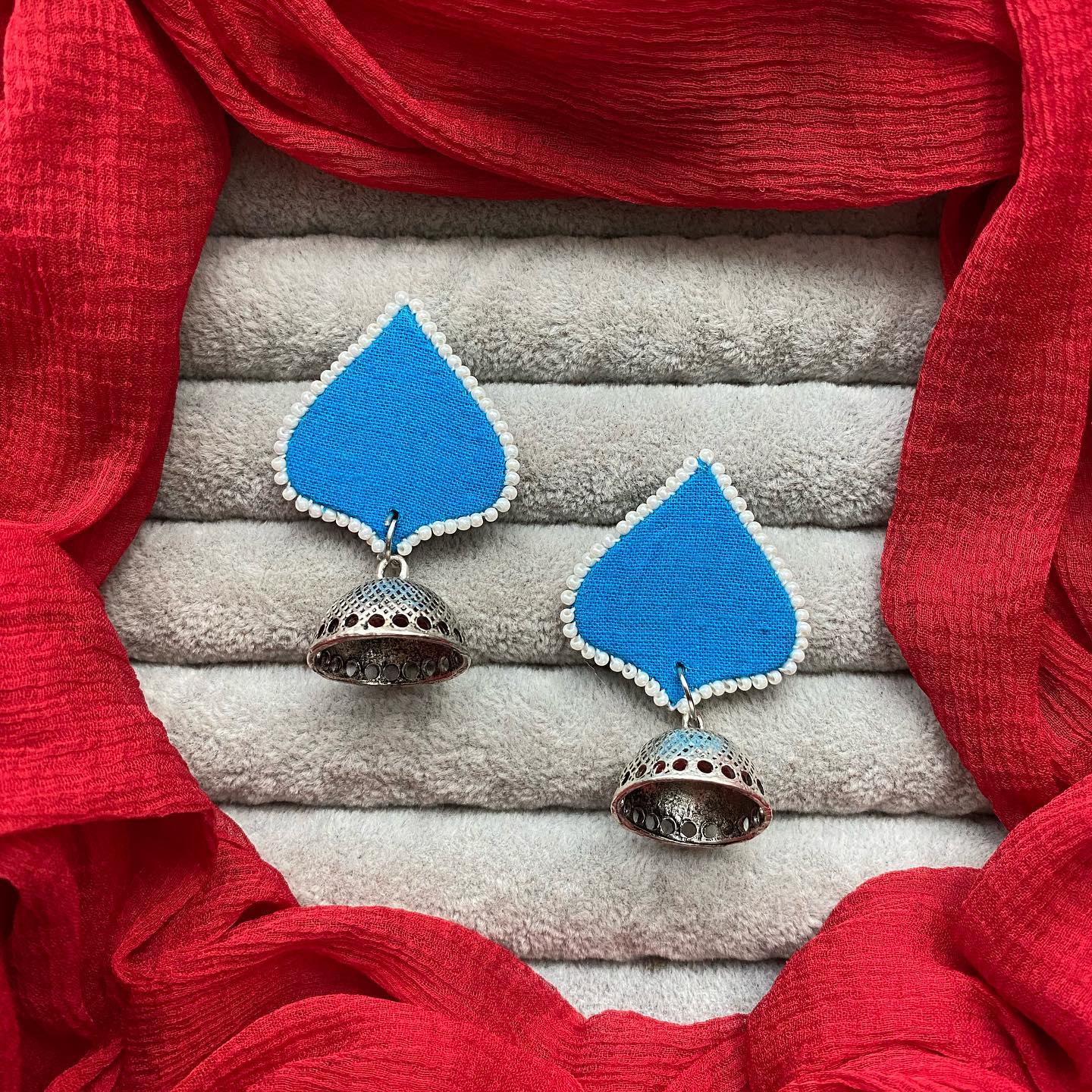 Heart leaf Silver Jumka  earring