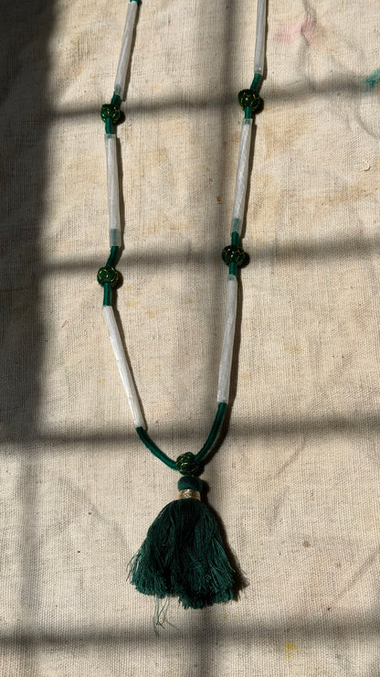 Green vintage necklace