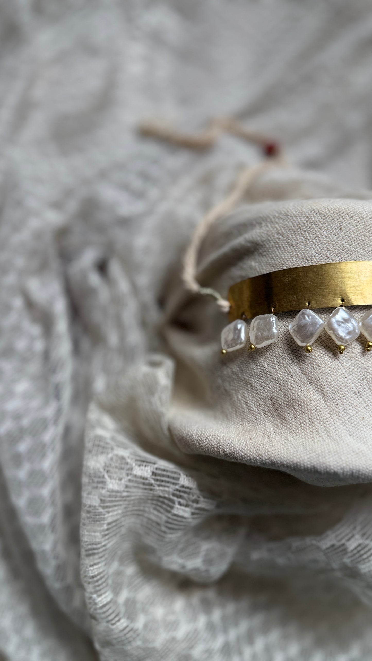 Tamba pearl choker