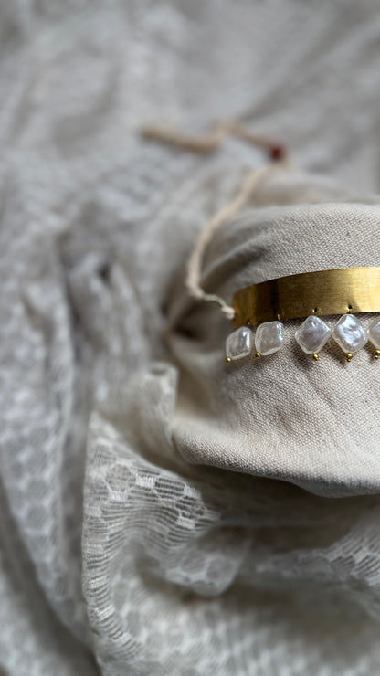 Tamba pearl choker
