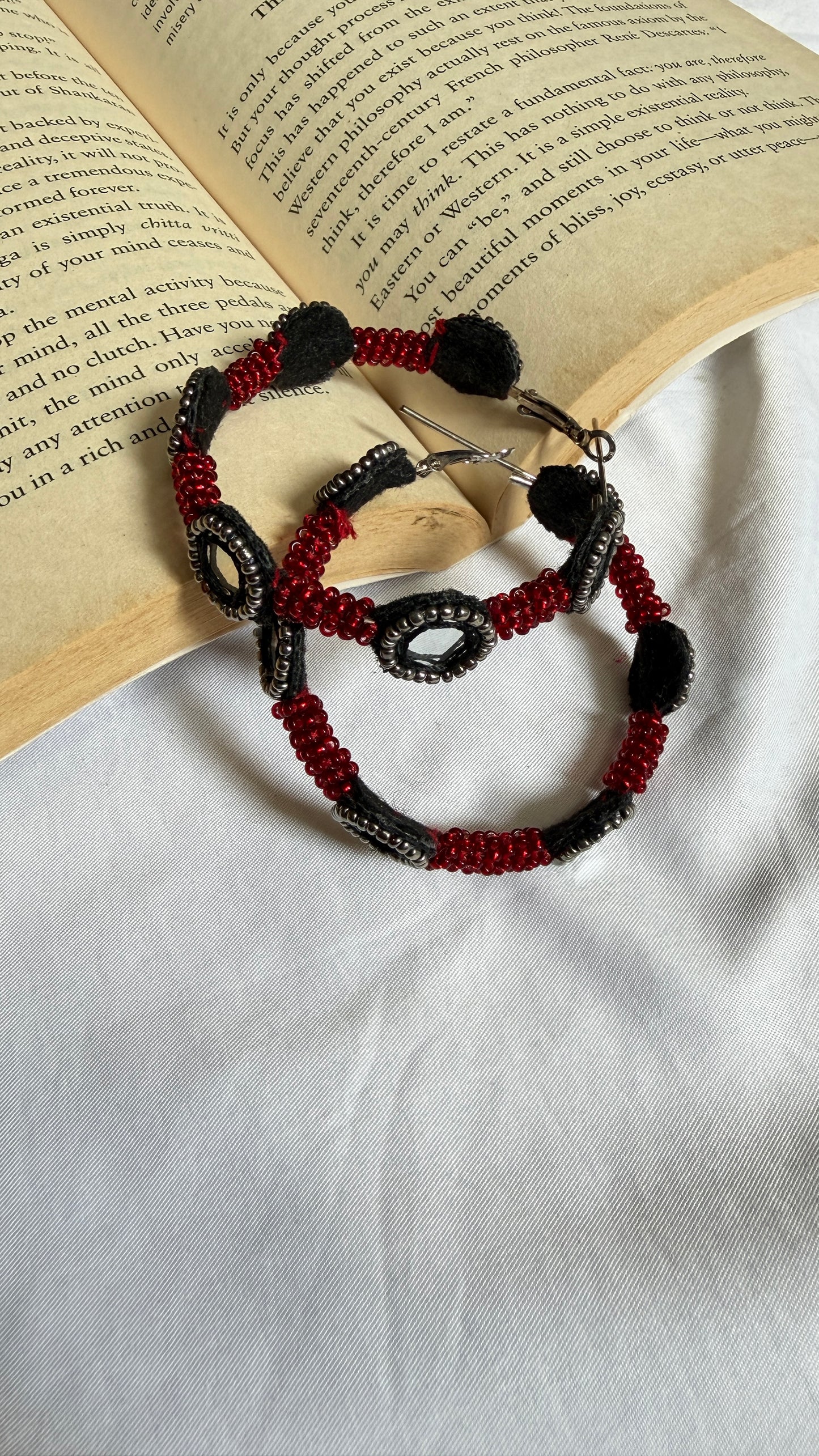 Laal Hoop