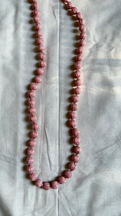 Light gulabi mala