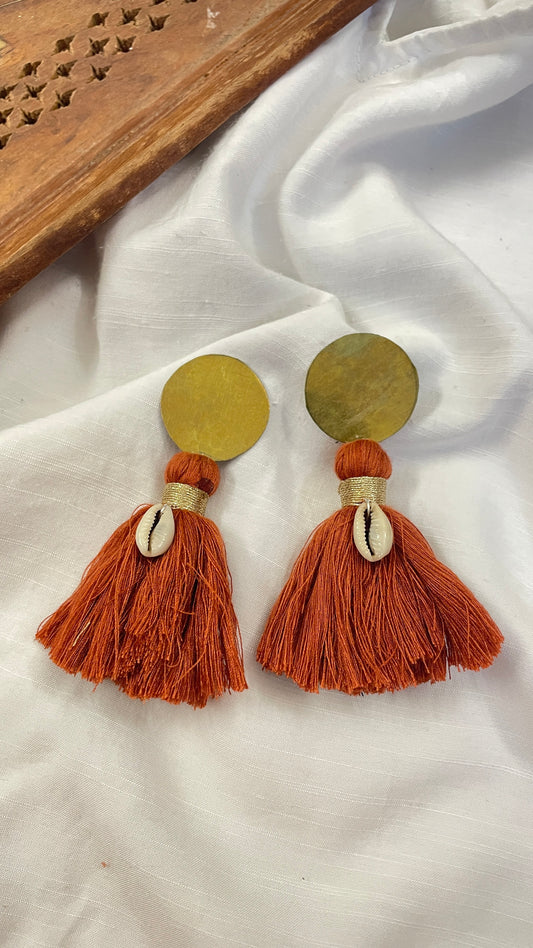 Stud tassel brass earrings