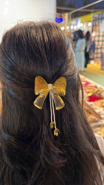 Brass tail Bow