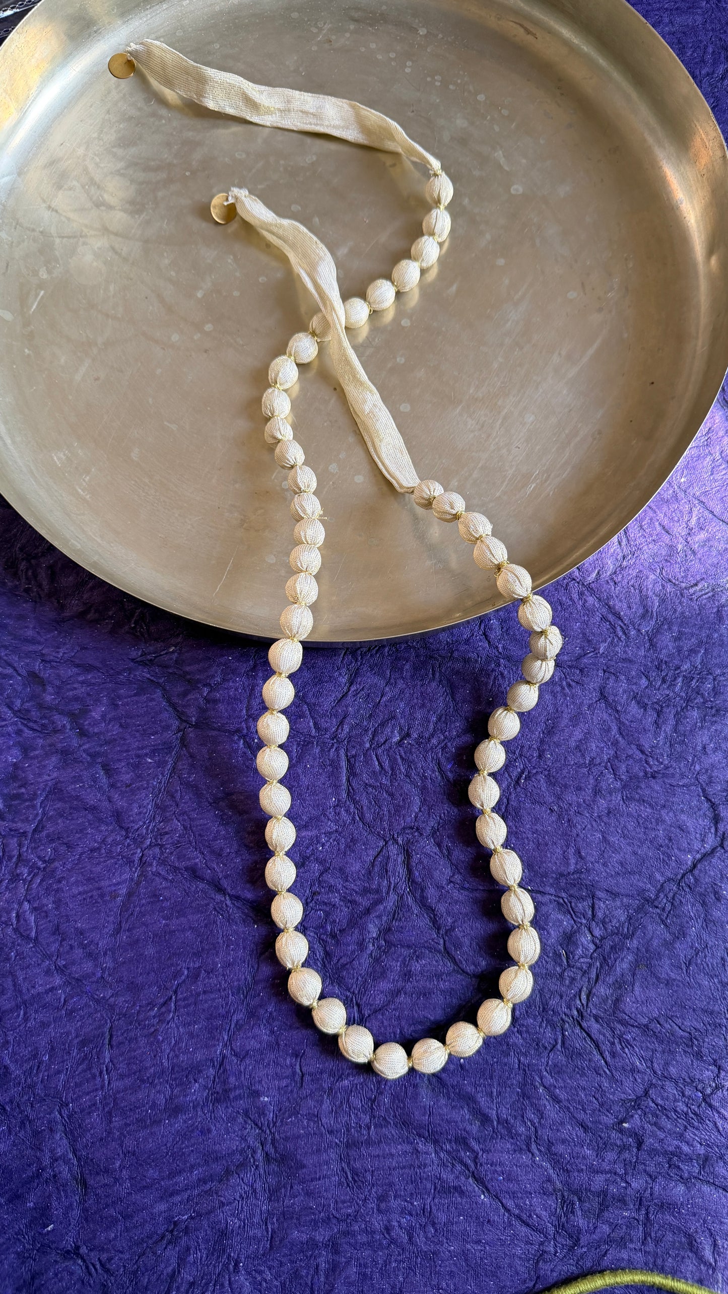 Cream mala