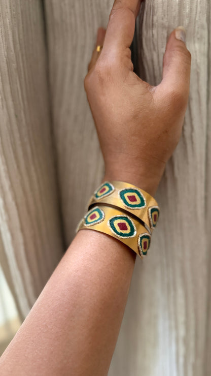 Handcuff 12 (pair)