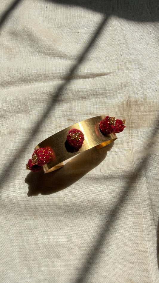 Handcuff 11