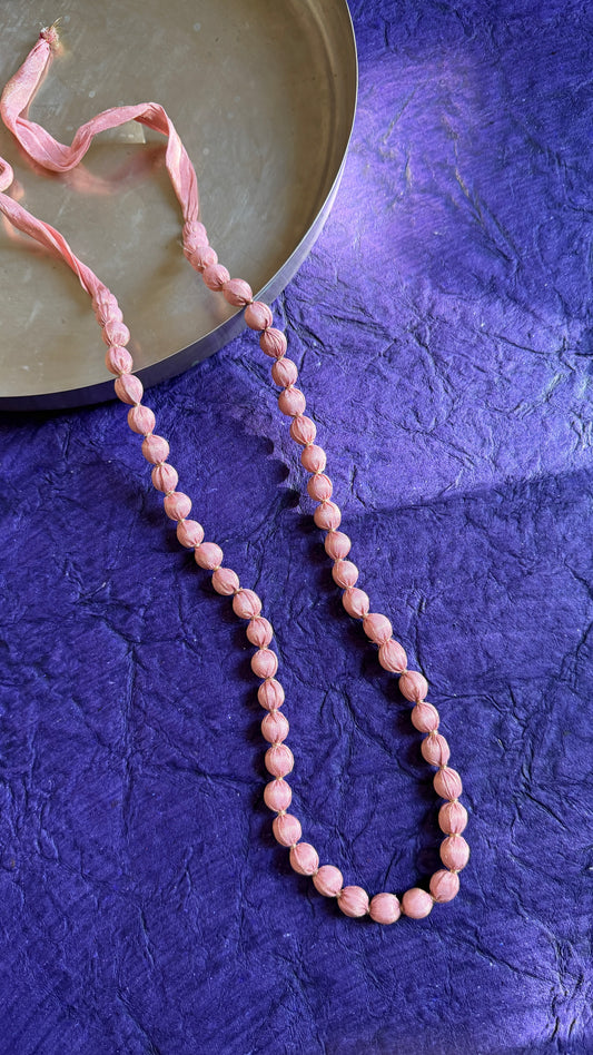 Light gulabi mala