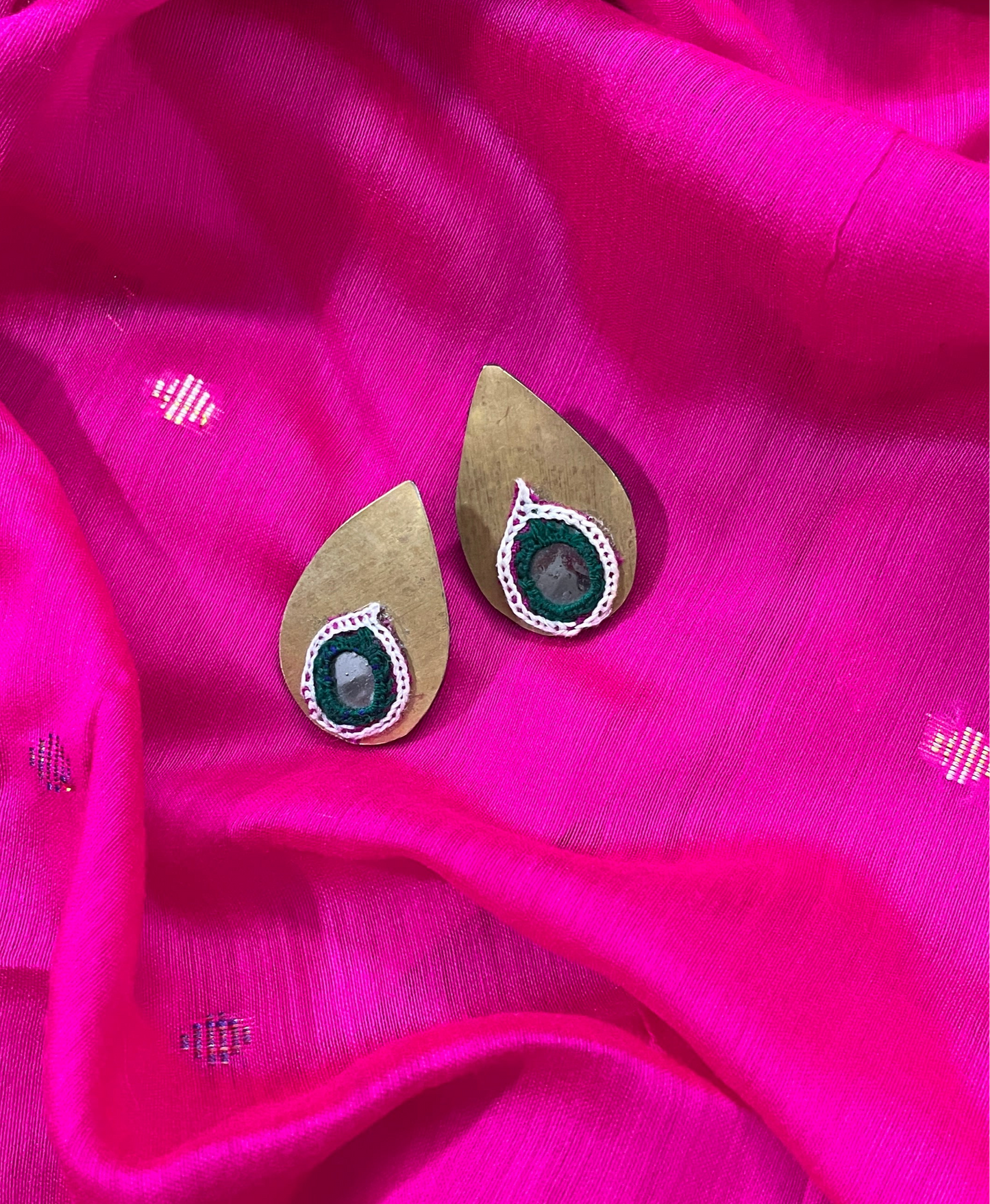 dark green brass stud