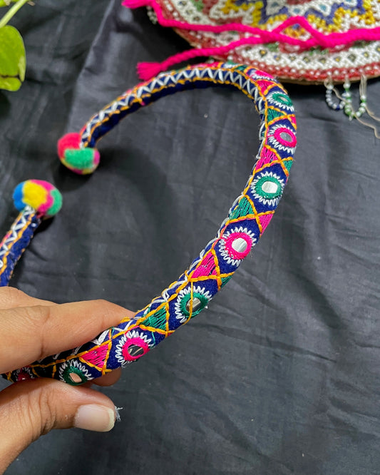 Blue Kutchi Hasli By Gamthi Fashion