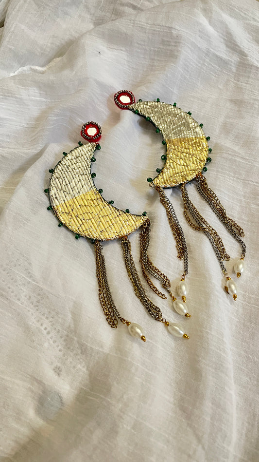 Glittery chanda earning