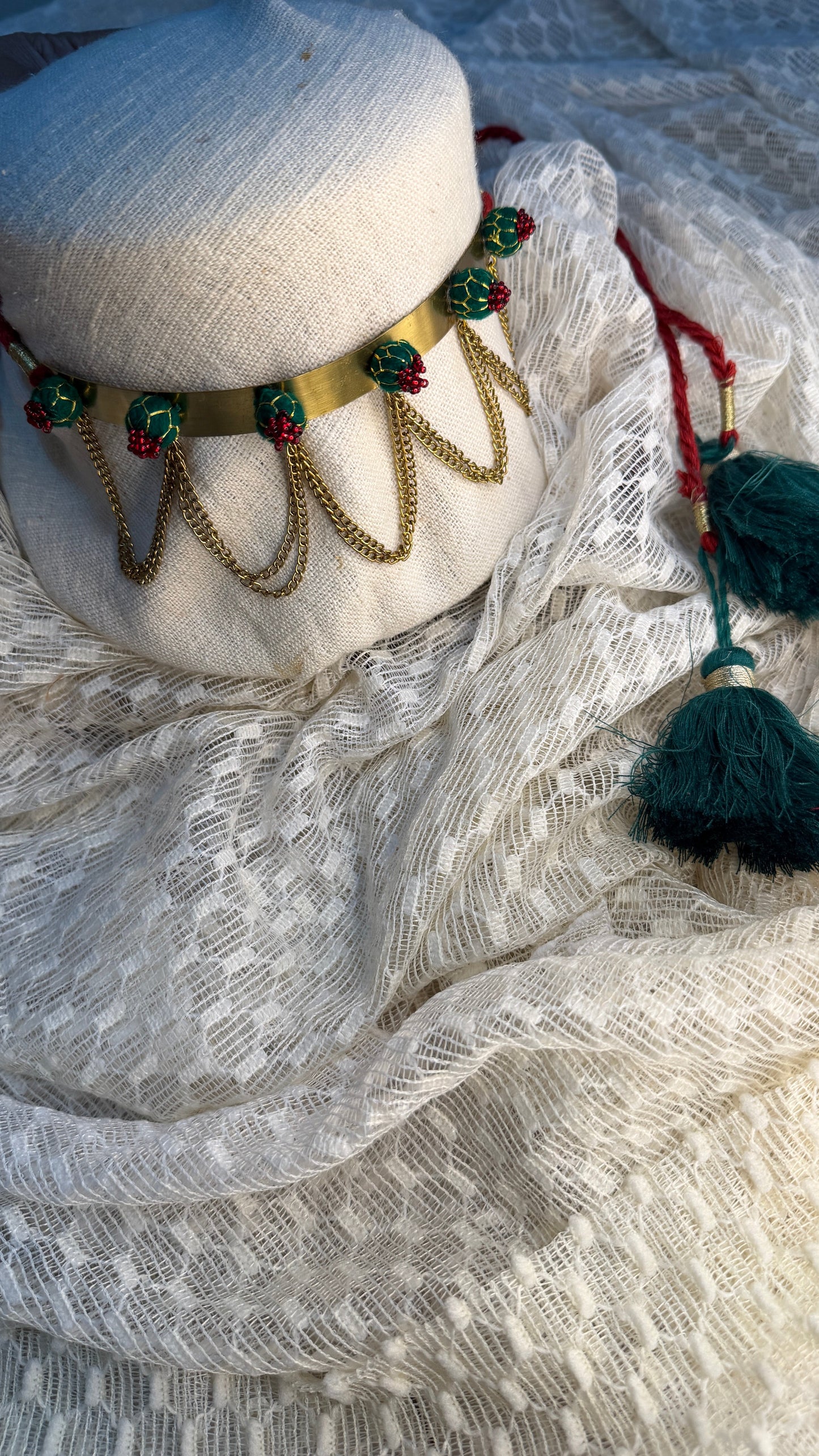 Vanika choker