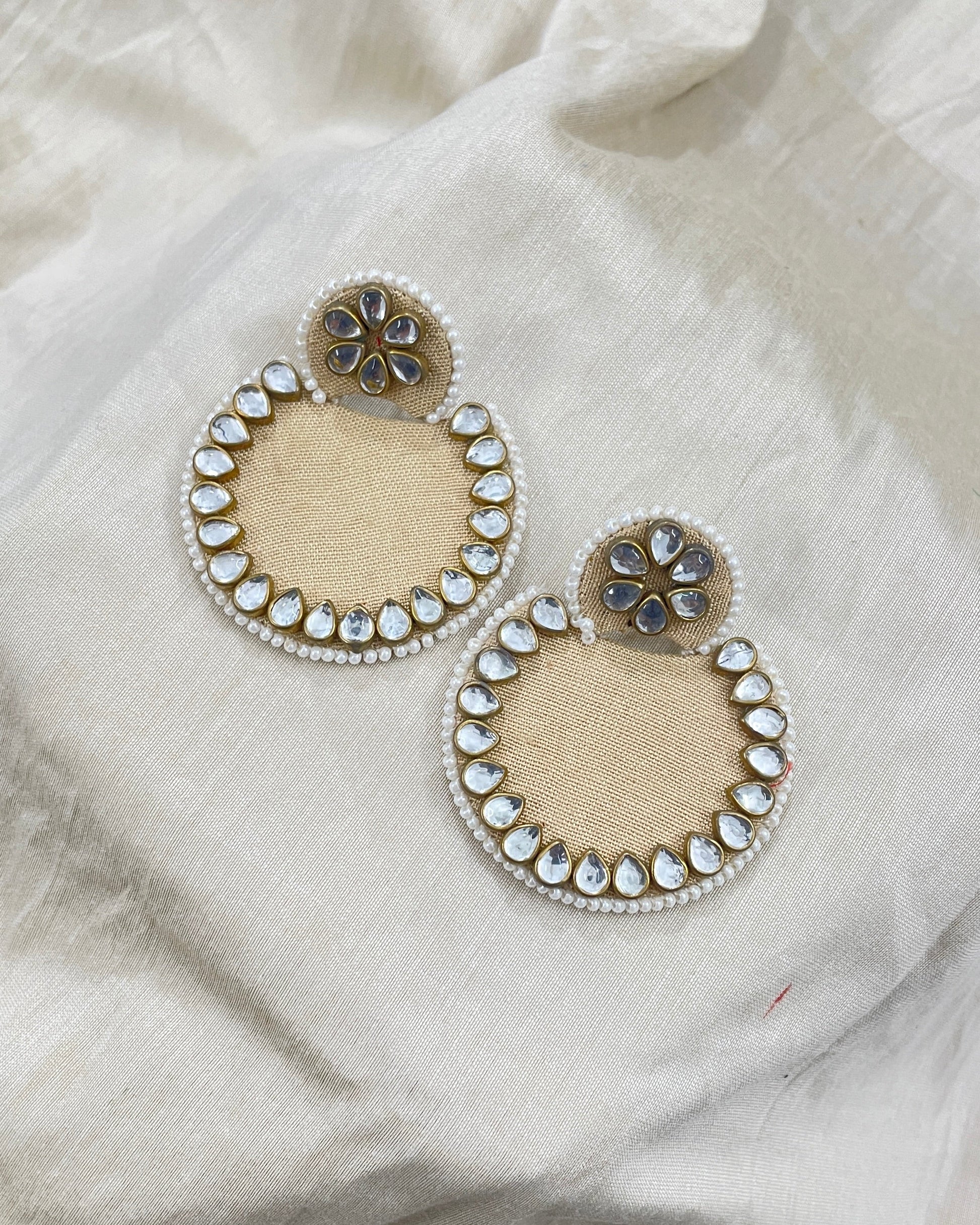 Cream Kundan Fabric Earrings By Gamthi Fashion