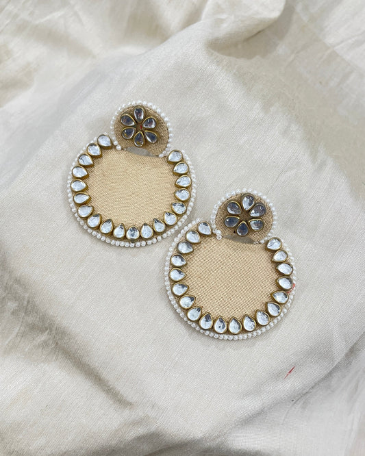 Cream Kundan Fabric Earrings By Gamthi Fashion