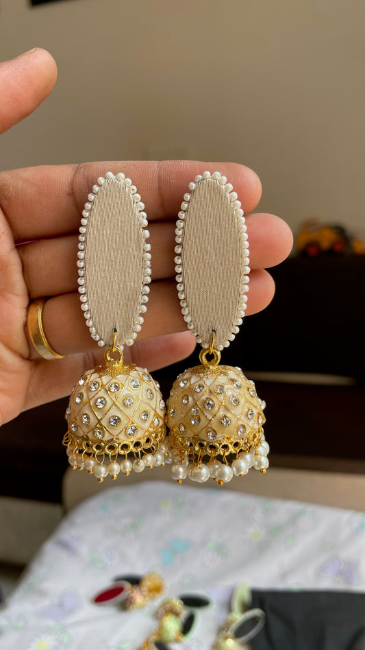 Cream Kundan Jhumka Earrings