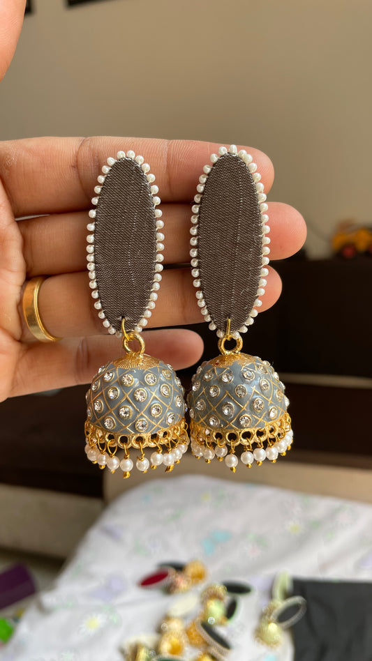Gray Kundan Jhumka Earrings