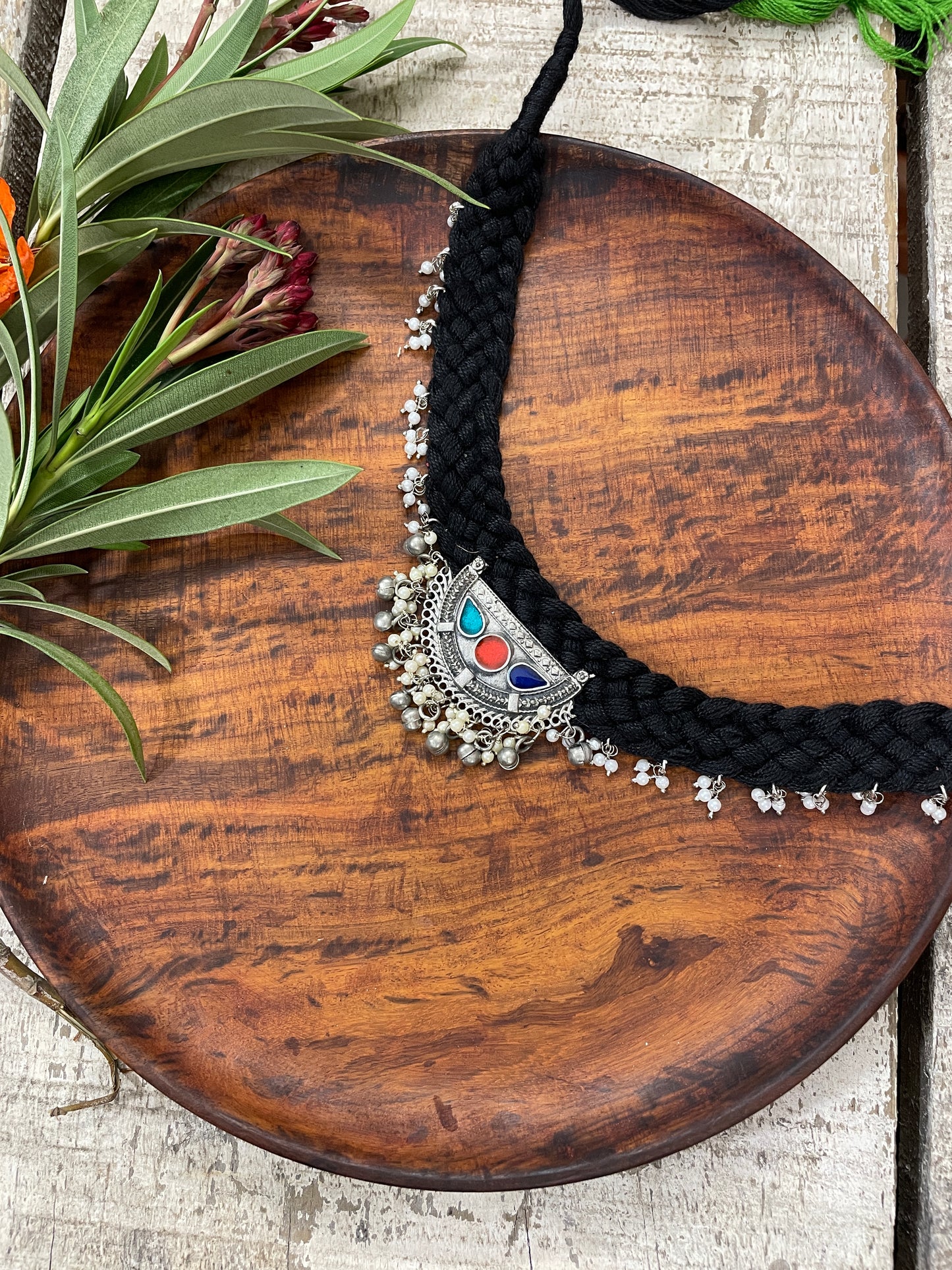 Queen Choker