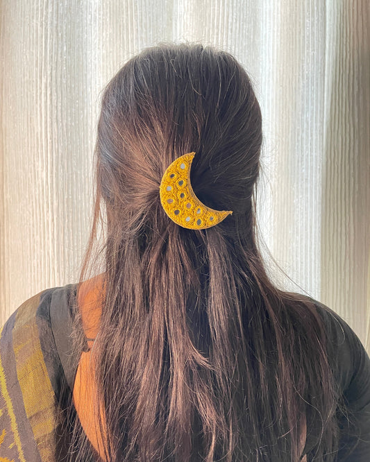 Golden Shisha Work Moon Clip (GFP15)