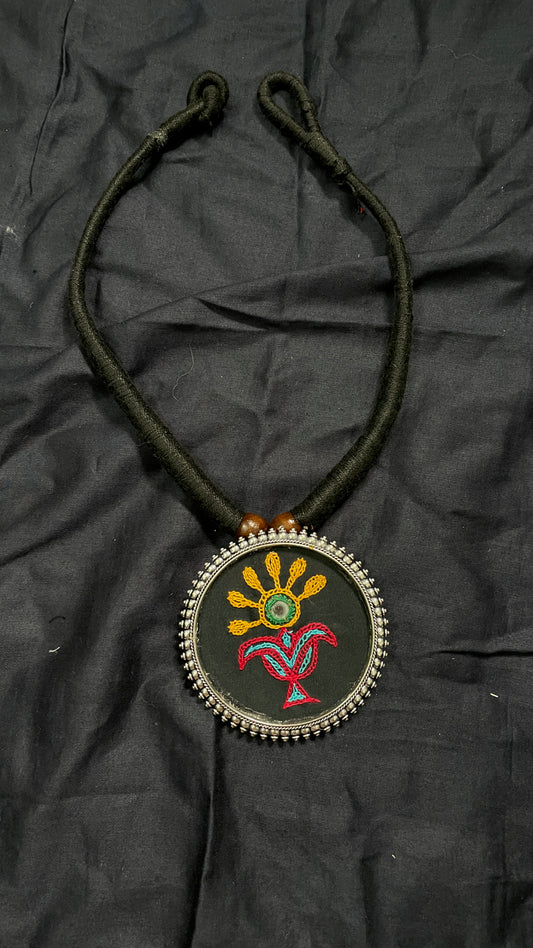 Kesar Phool Vintage Necklace By Gamthi Fashion