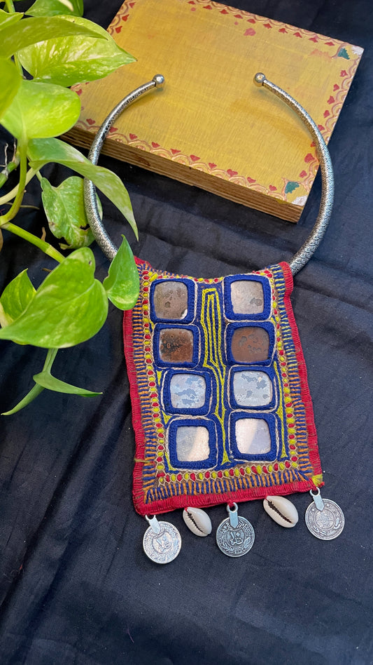 Neel Pushp Vintage Necklace 