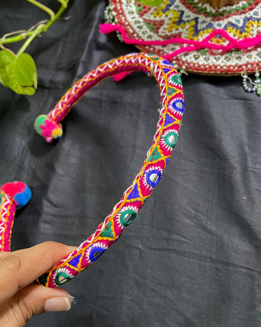 Pink Kutchi Hasli By Gamthi Fashion