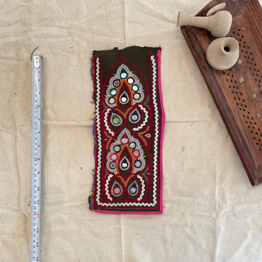Vintage Kutchi Patch - 143 By Gamthi Fashion